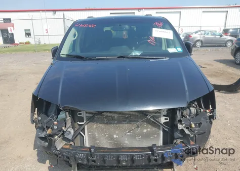 2015 Chrysler Town & Country Touring from USA, damaged, VIN 2C4RC1BG1FR537702